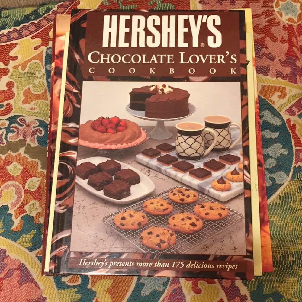 Hershey’s Chocolate Lovers Cookbook